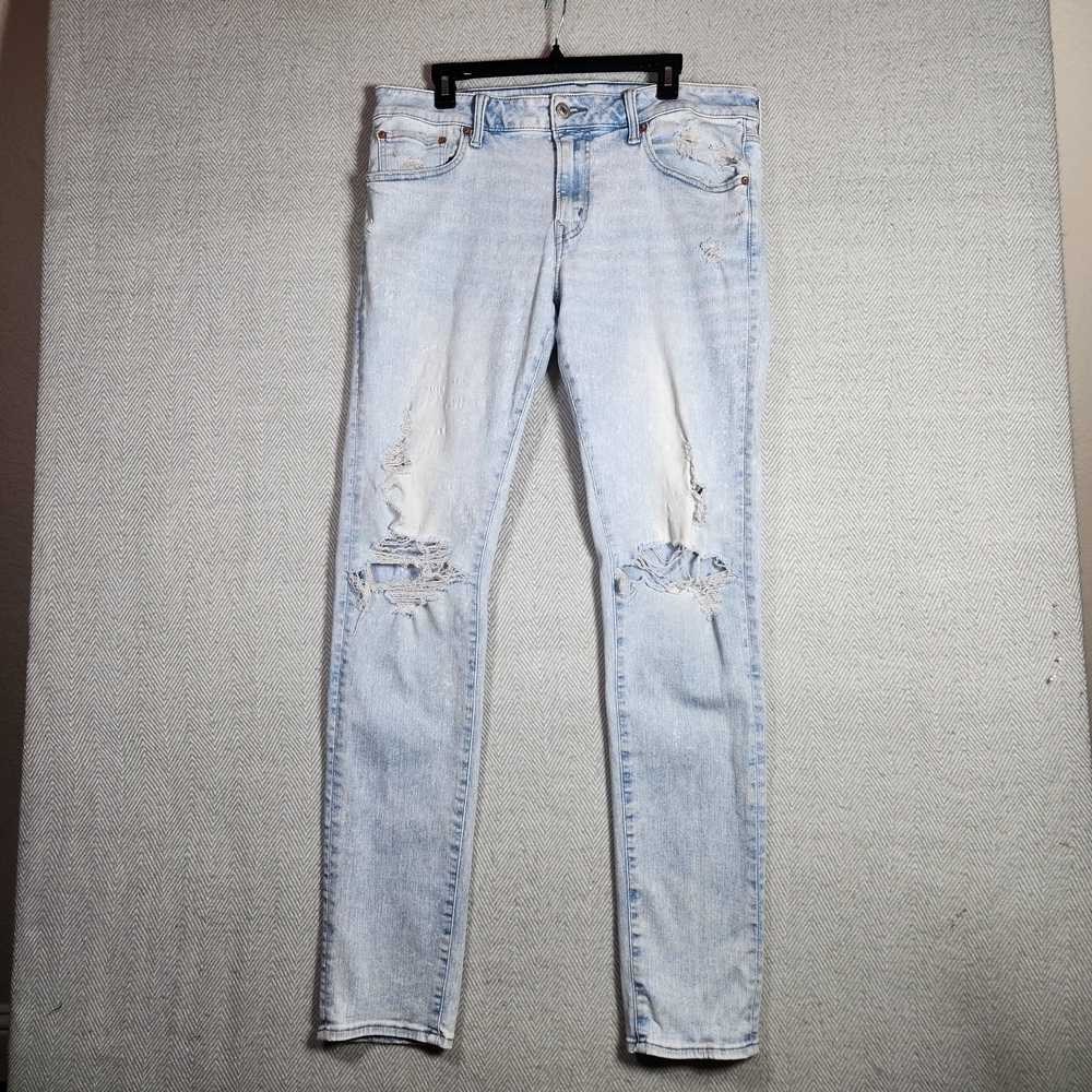American Eagle Mens 36x36 Airflex 360 Light Blue Distressed Skinny Jeans